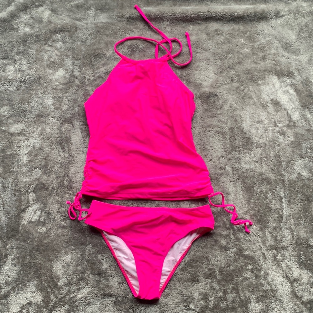 Womens pink tankini